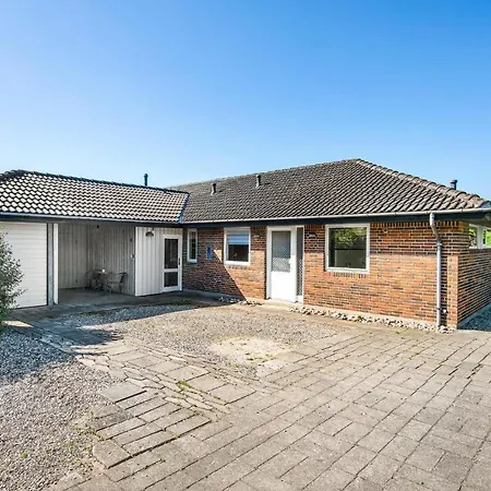 Gorgeous In With Wifi Holiday home