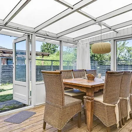 Gorgeous In With Wifi Holiday home