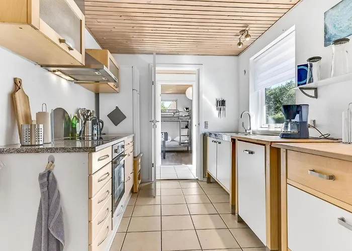 Gorgeous In With Wifi Holiday home Millinge