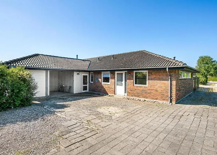 Gorgeous In With Wifi Holiday home